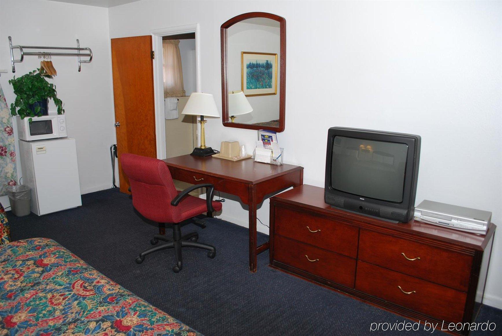 Majestic Inn & Suites 클라마스 팔스 객실 사진