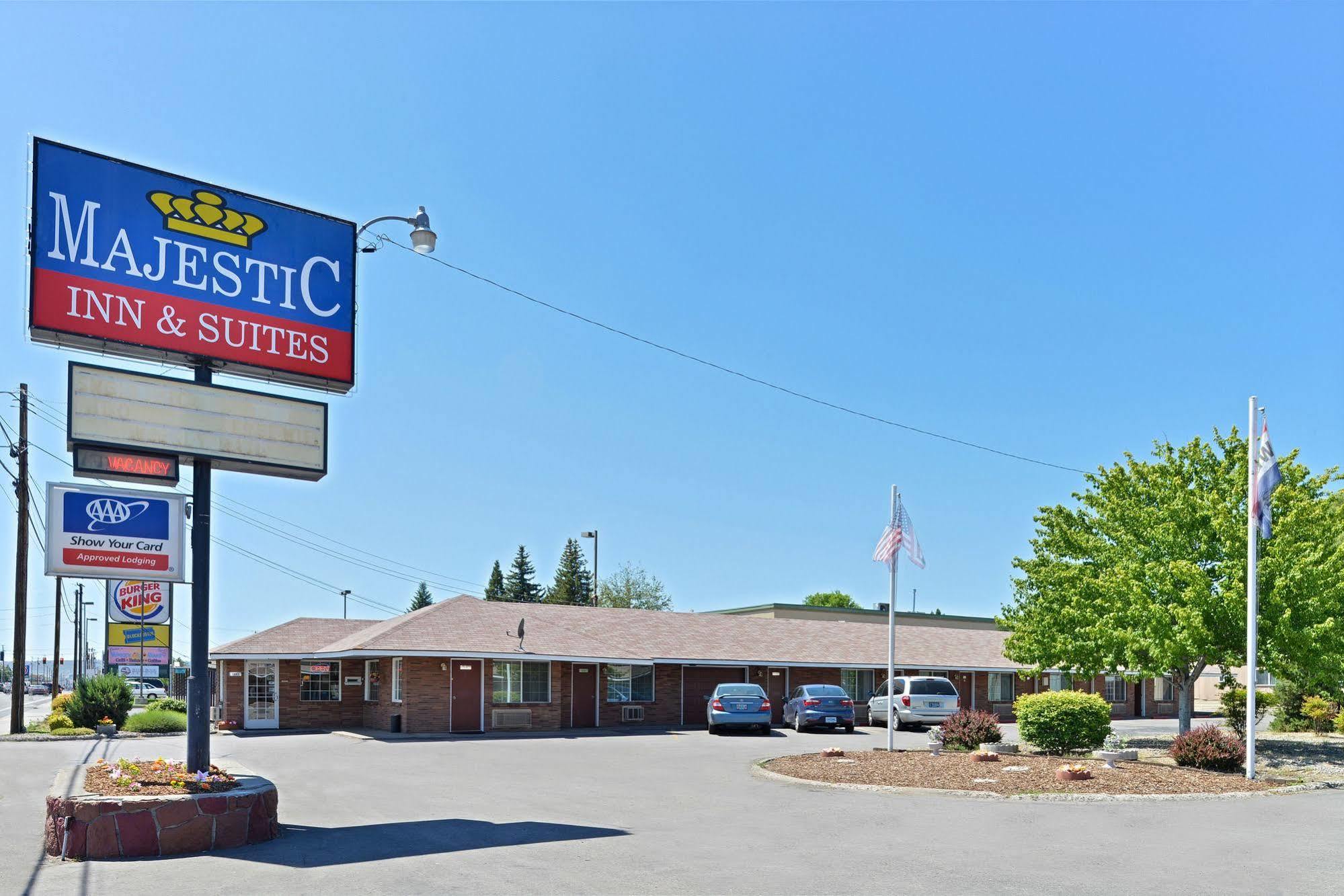 Majestic Inn & Suites 클라마스 팔스 외부 사진