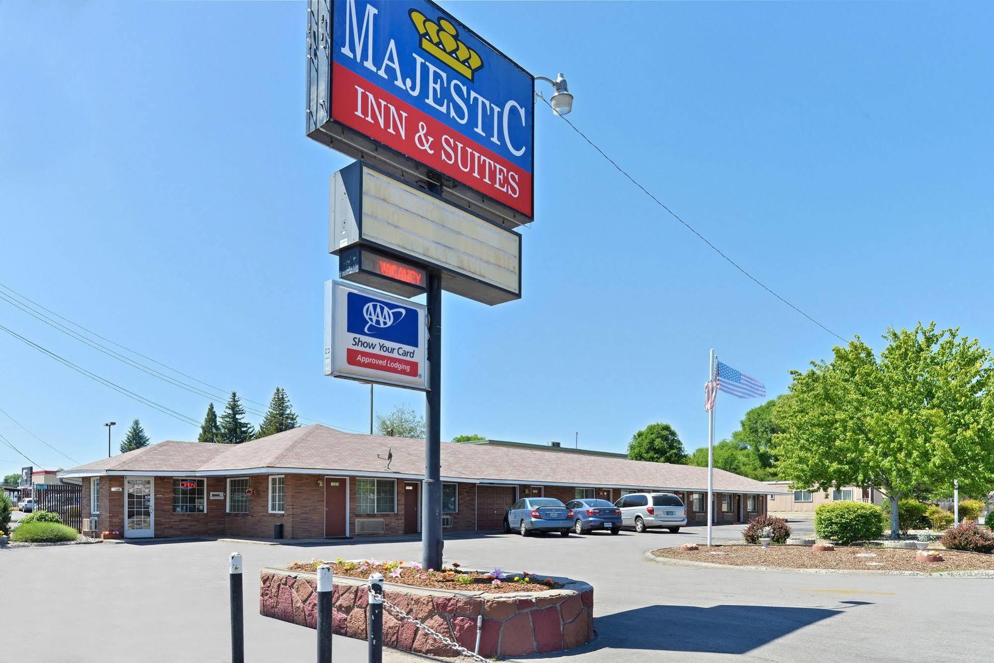 Majestic Inn & Suites 클라마스 팔스 외부 사진